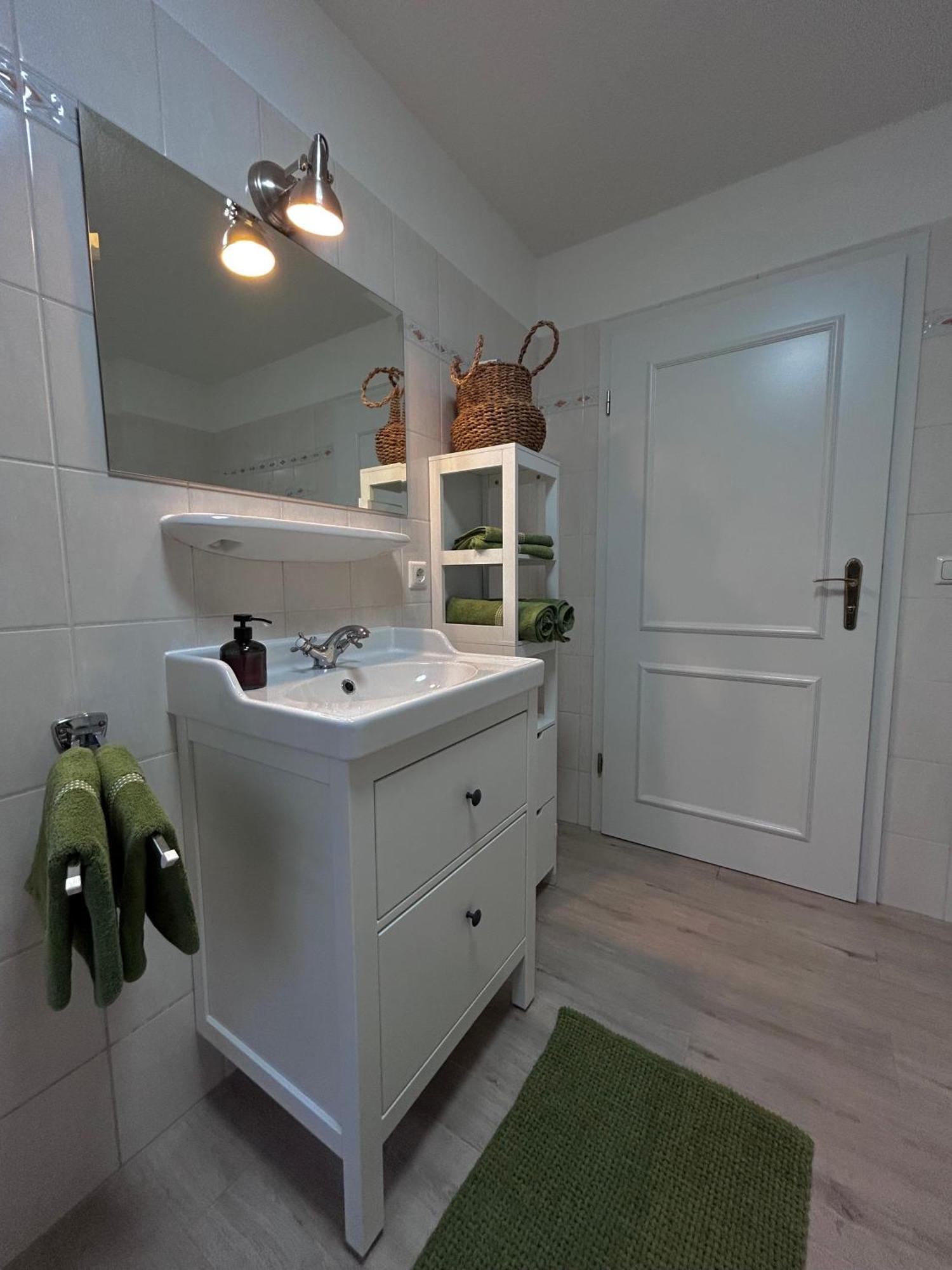4 Wunderschoene Ferienwohnungen Im Kavaliershaus Schwerin (Mecklenburg-Vorpommern) Quarto foto